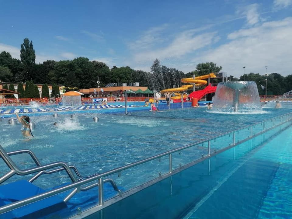 Motel Sportowy Osir Jawor Exterior photo